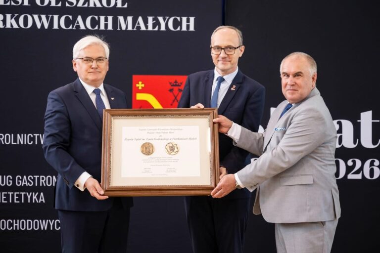 55 lat Zespołu Szkół w Piotrkowicach Małych